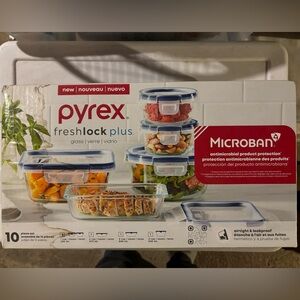 Pyrex set- 10 piece
